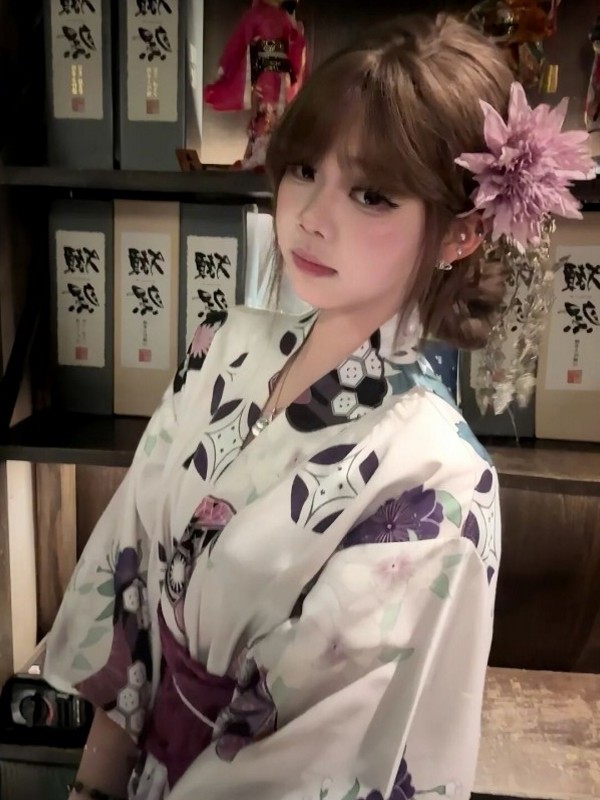 Women'S Formal Traditional Wear - Quimono Roxo Tradicional para Mulheres, Estilo